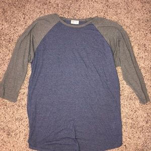 Women’s LuLaRoe 3/4 length Top